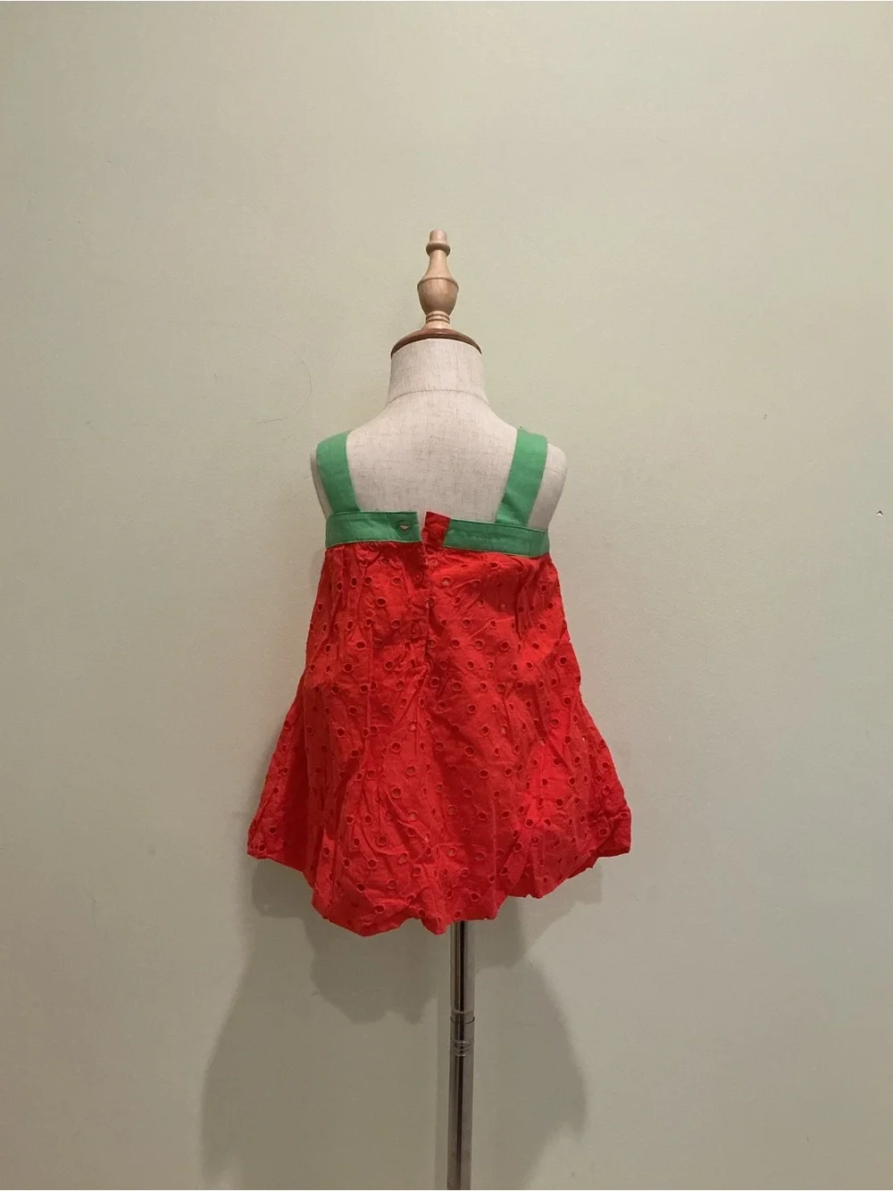 Gymboree Red Eyelet Dress with Green Petal Collar 12-18 months